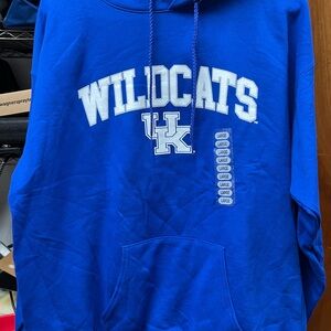 University of Kentucky Wildcats Hoodie 💙
Size Large
Brand New With Tags